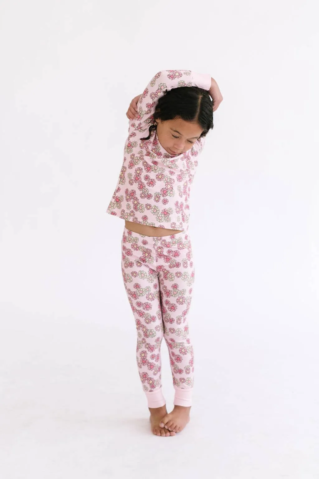 2 Piece Pajama Set in Wild Daisy Heart