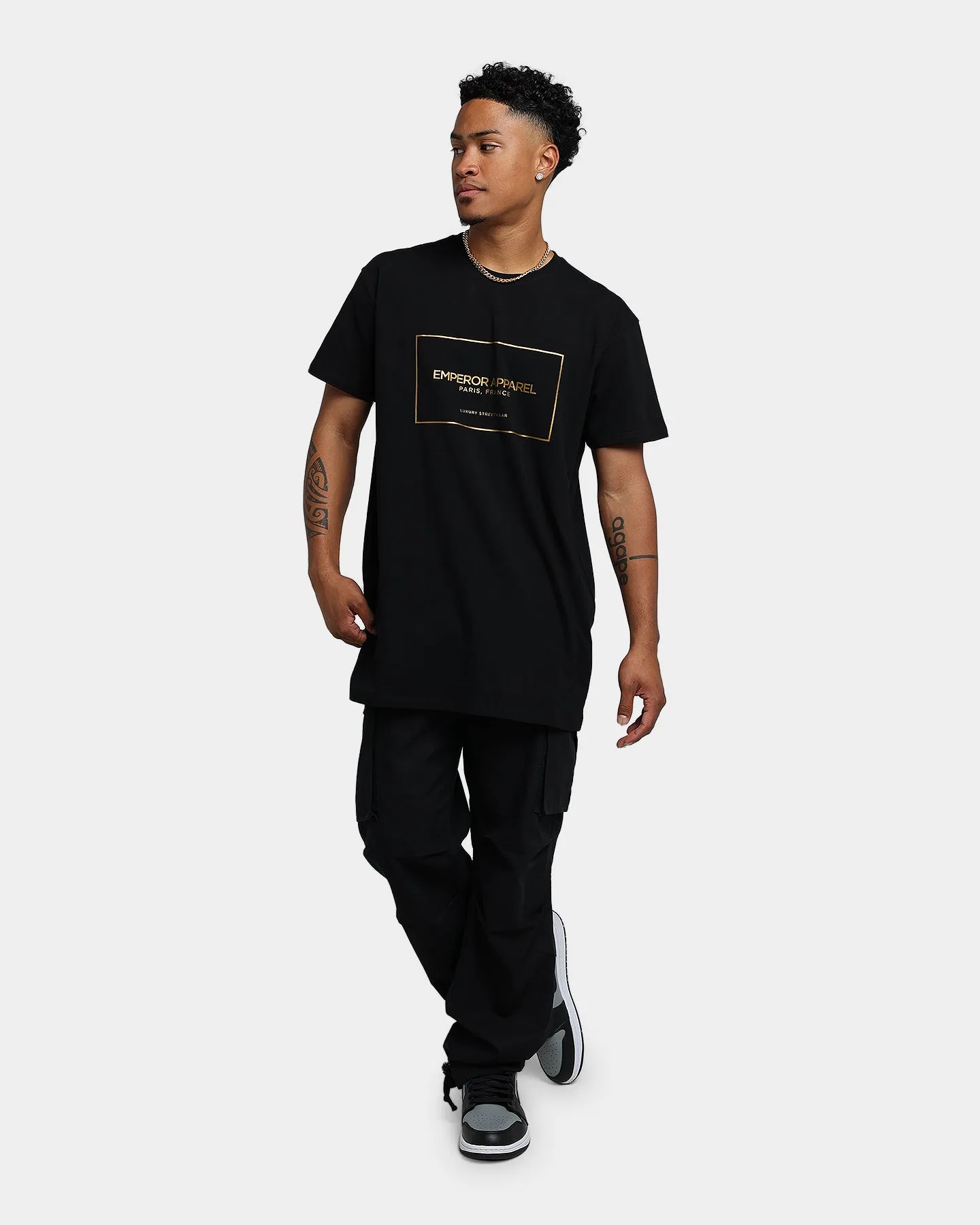 Emperor Apparel Chic Hustle Short Sleeve T-Shirt Black/Gold