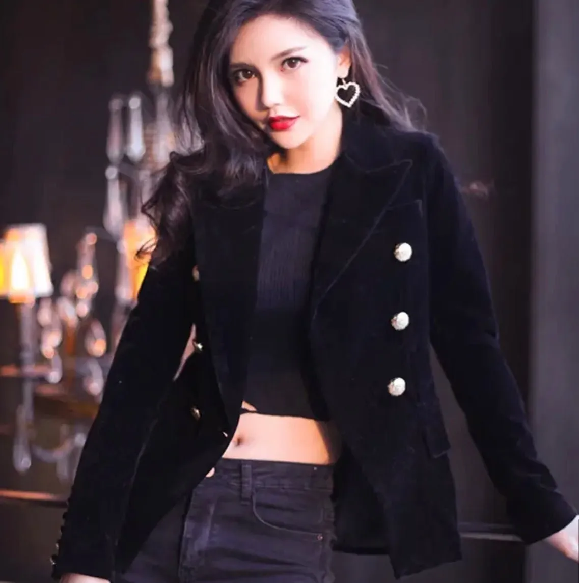 Velvet blazer by Oliver Barret